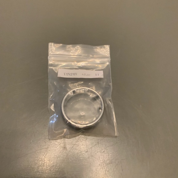 Brushed and Polished Comfort Fit Wedding Ring - Picture 9 of 11